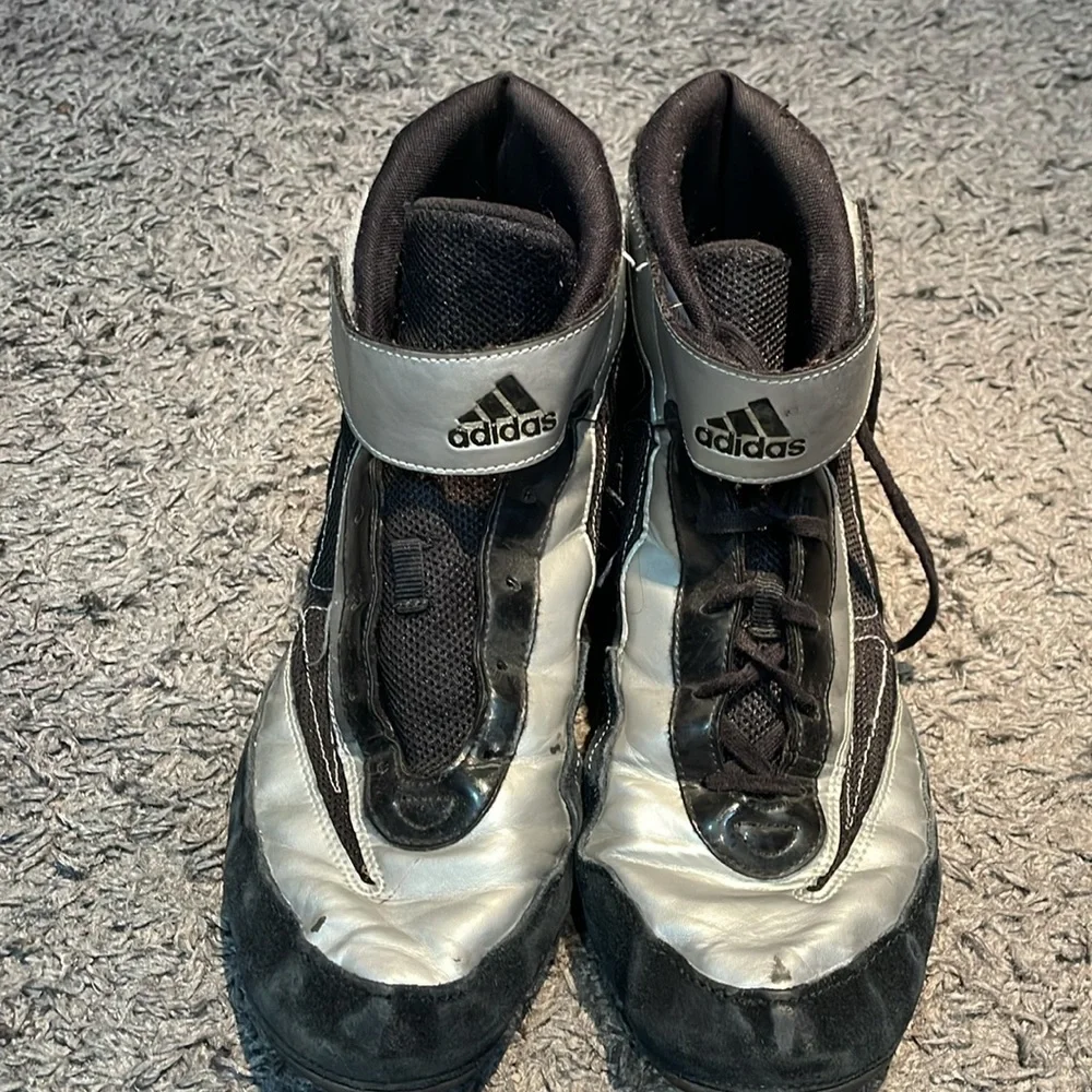 Adidas tyrint V - Picture 7 of 8